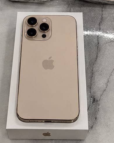 Apple iPhone 16 Pro Max