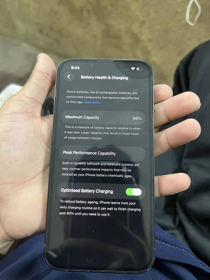 Apple iPhone 13 3