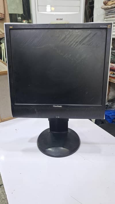 View Sonic VG930m Screen