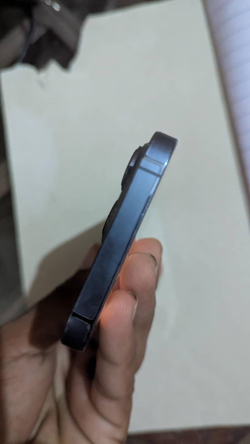 Apple iPhone 13 Pro 3