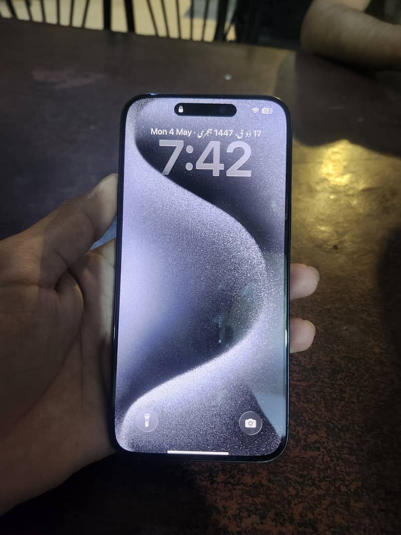 Apple iPhone 15 Pro Max 3