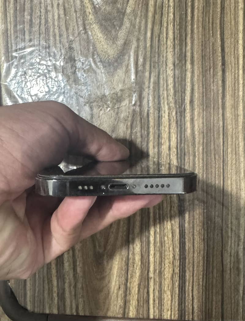 Apple iPhone 12 Pro 7