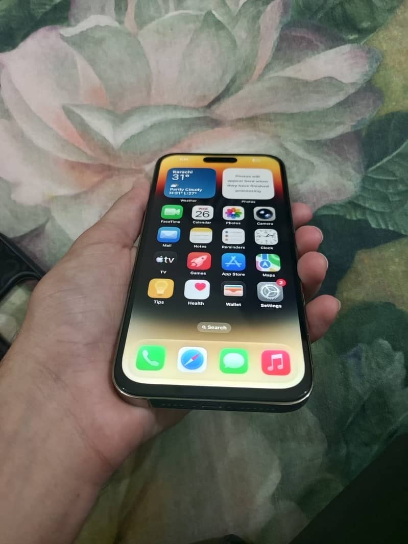 Iphone 14pro max 2
