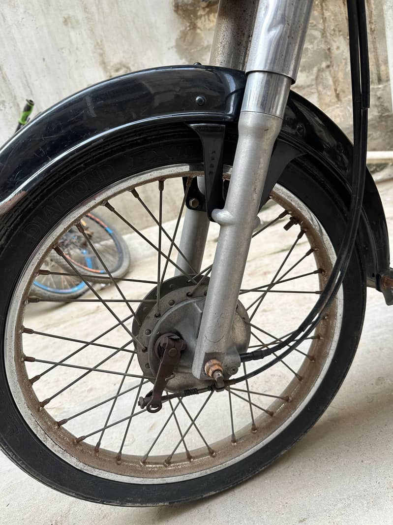 Unique CD 70cc black 10