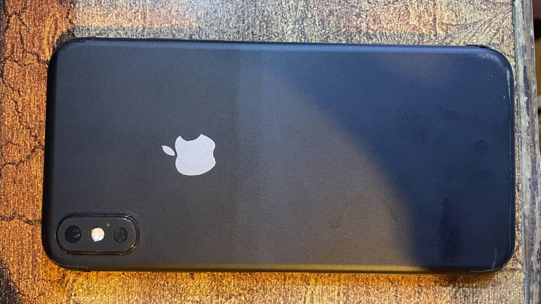 Apple iPhone X 4