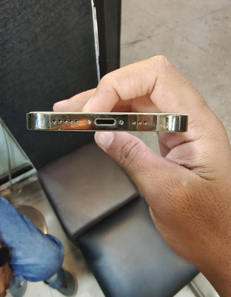 iPhone 12 Pro 2