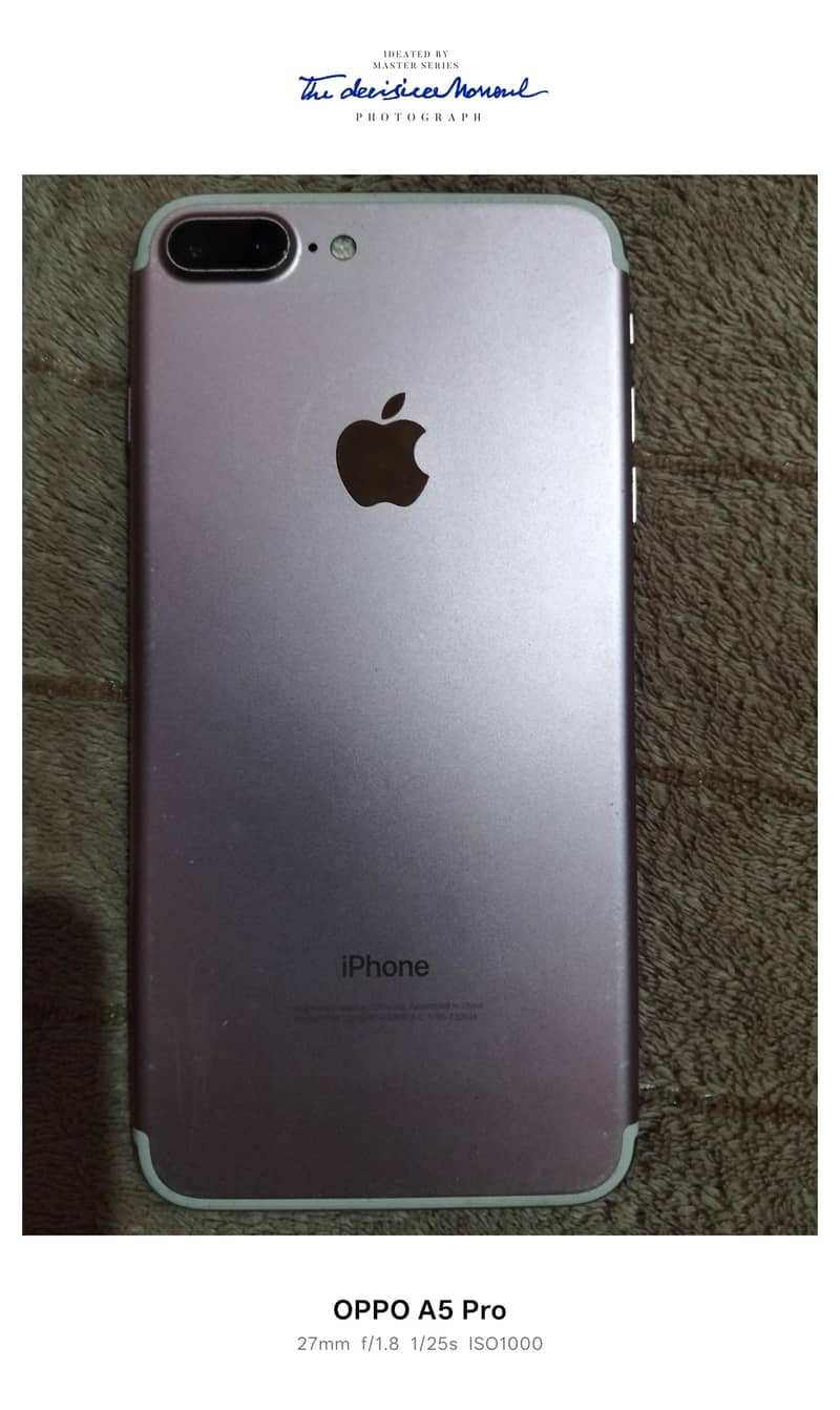 Apple iPhone 7 Plus 0