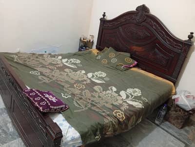 king-size bed