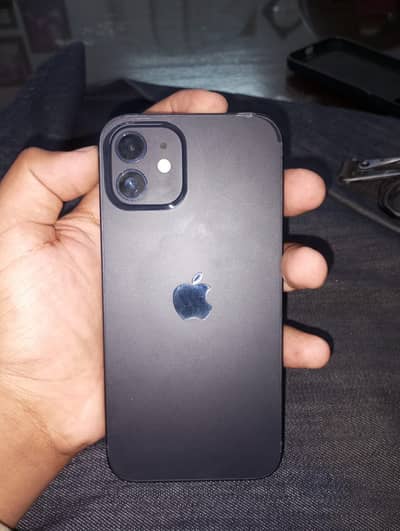 Apple iPhone 12