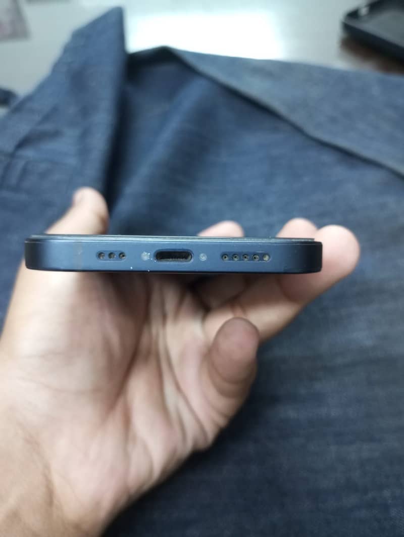 Apple iPhone 12 2