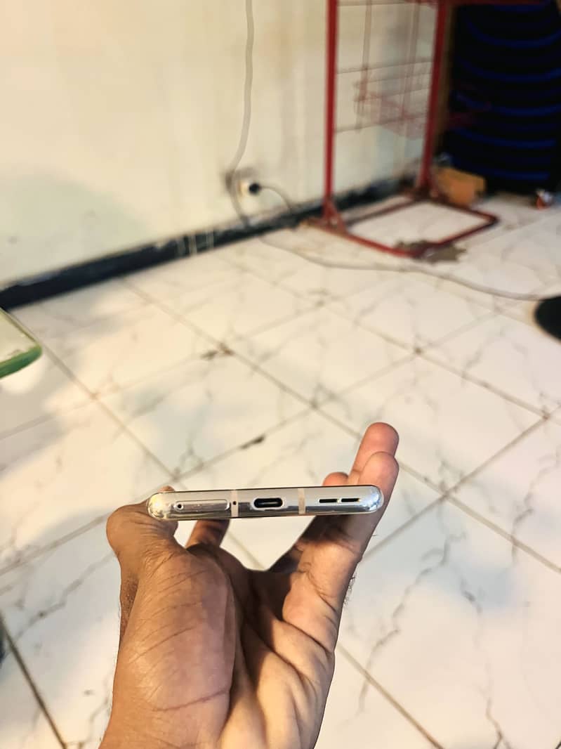 One Plus 8 5G 3