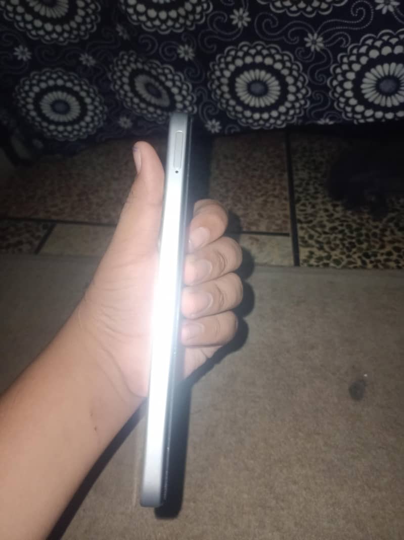 OPPO A6 2