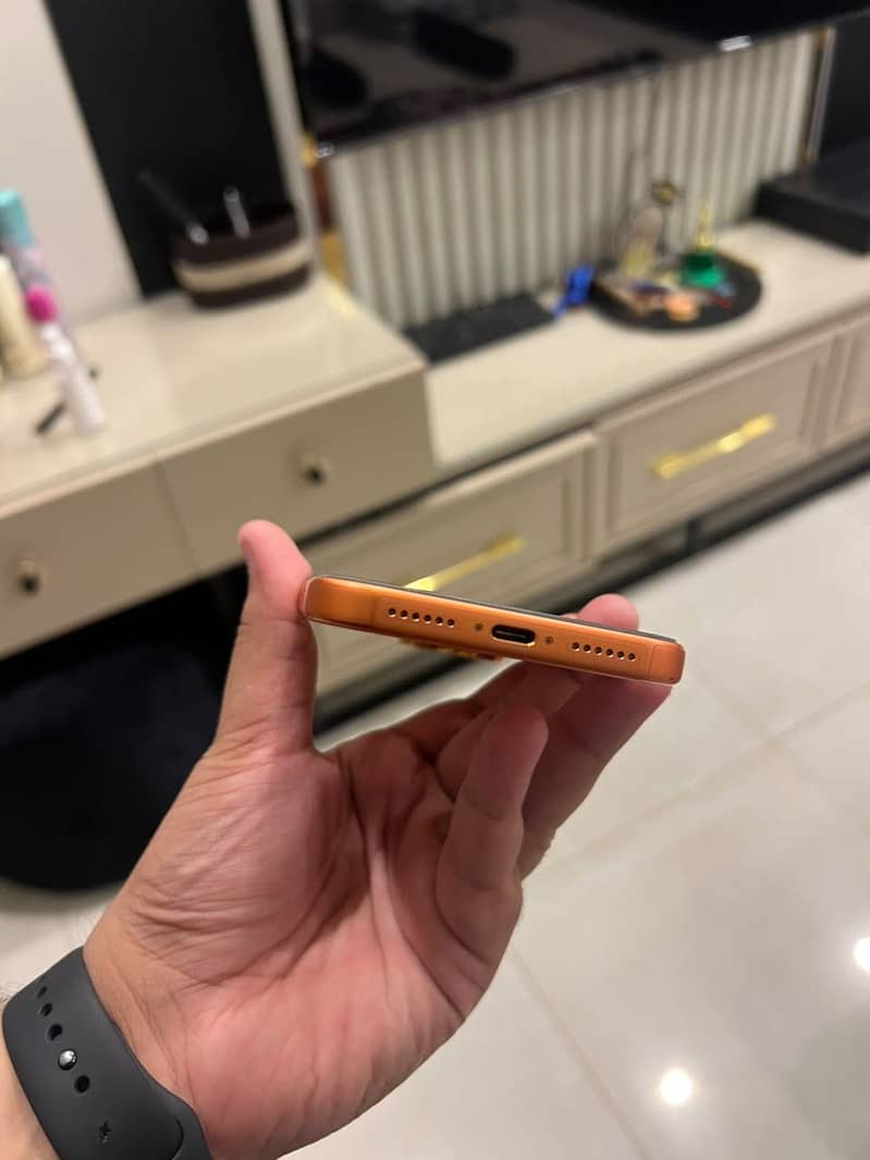 Apple iPhone 17 Pro Max 5