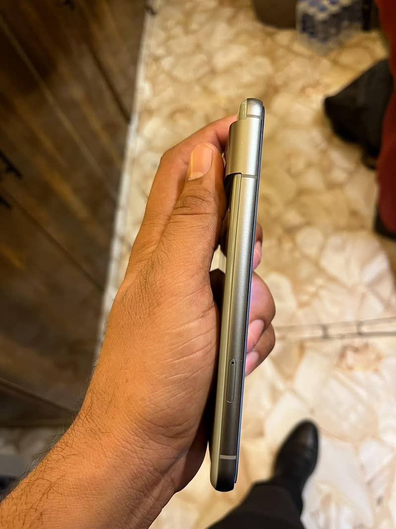 Google Pixel 8 0