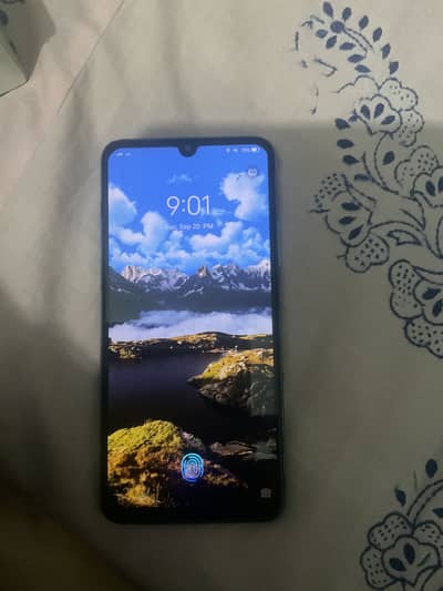 Vivo S1 with 4\128gb 9.10 candion full box ma ha.
