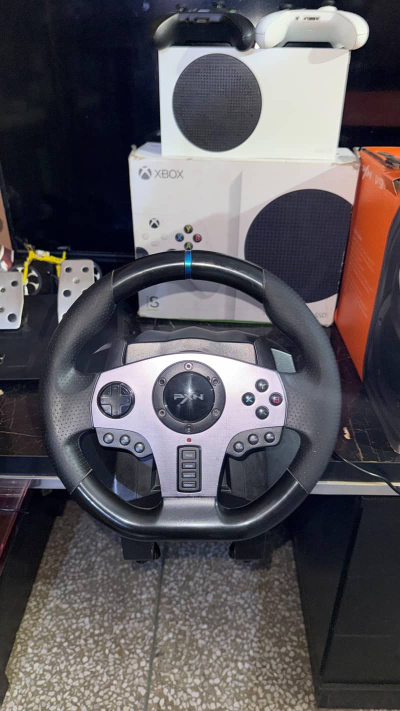 steering wheel 1