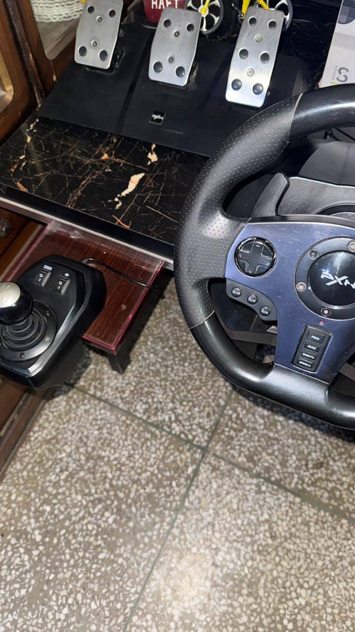 steering wheel 2