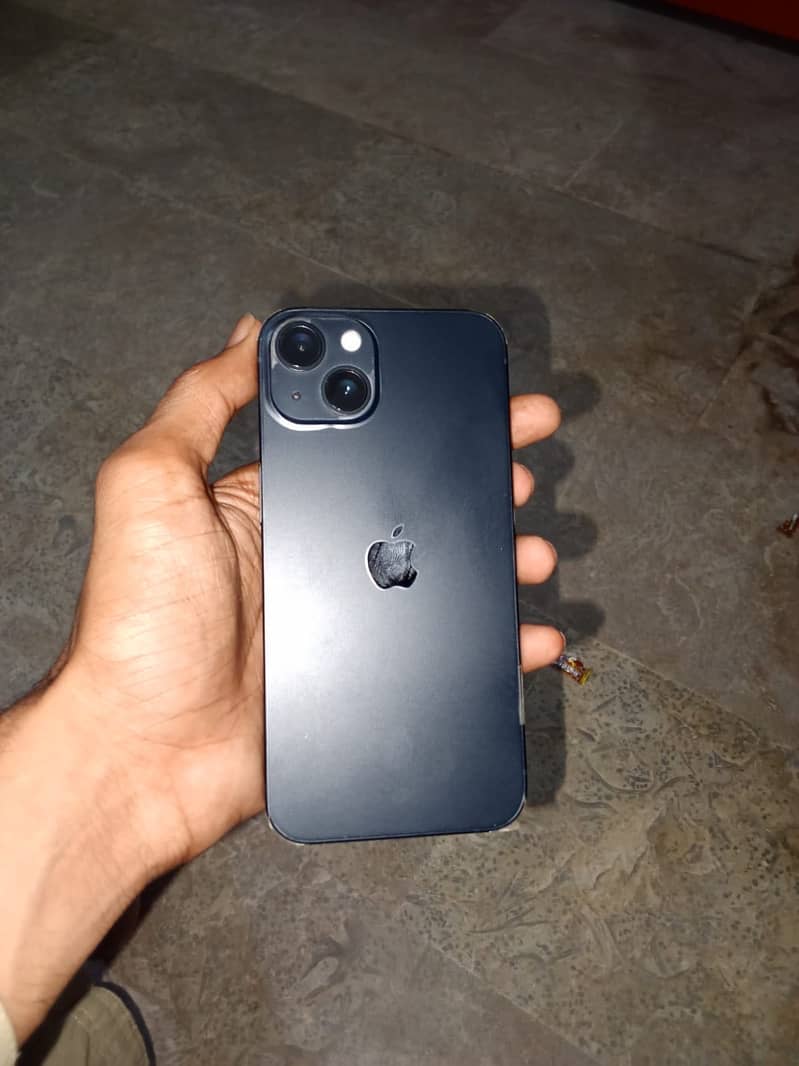 Apple iPhone 13 1