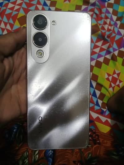Vivo Y04