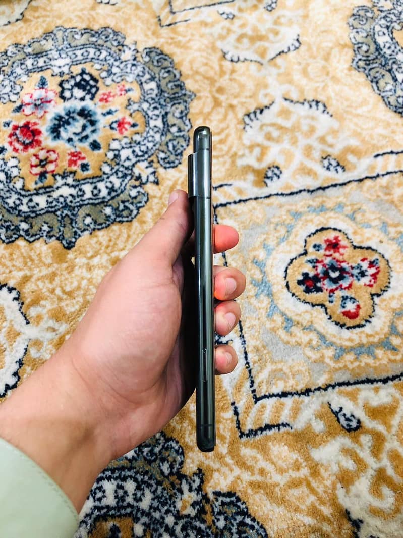 Google Pixel 8 Pro 2