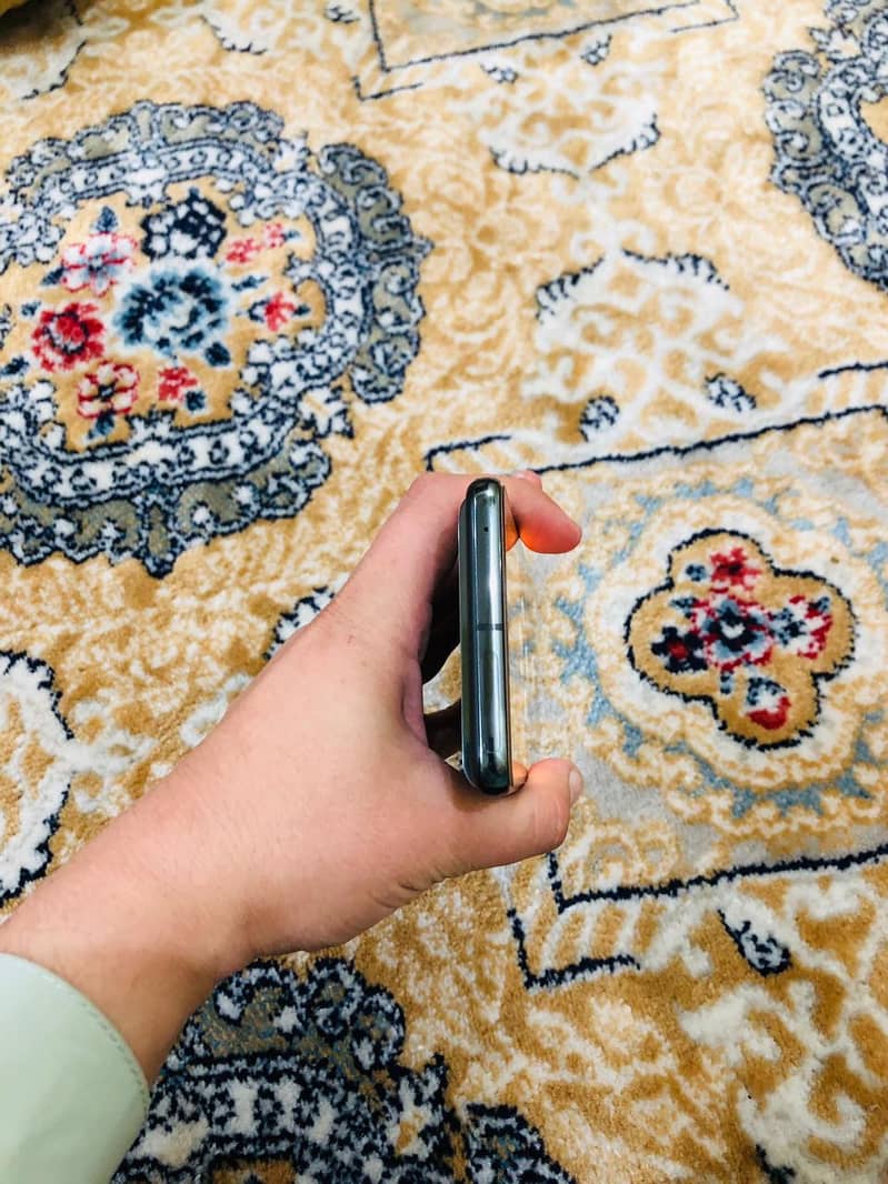 Google Pixel 8 Pro 5