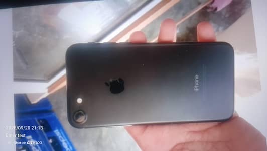 Apple iPhone 7