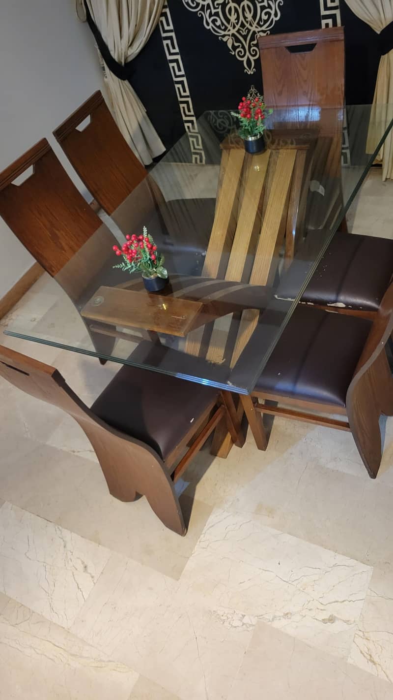 Dinning Table 4