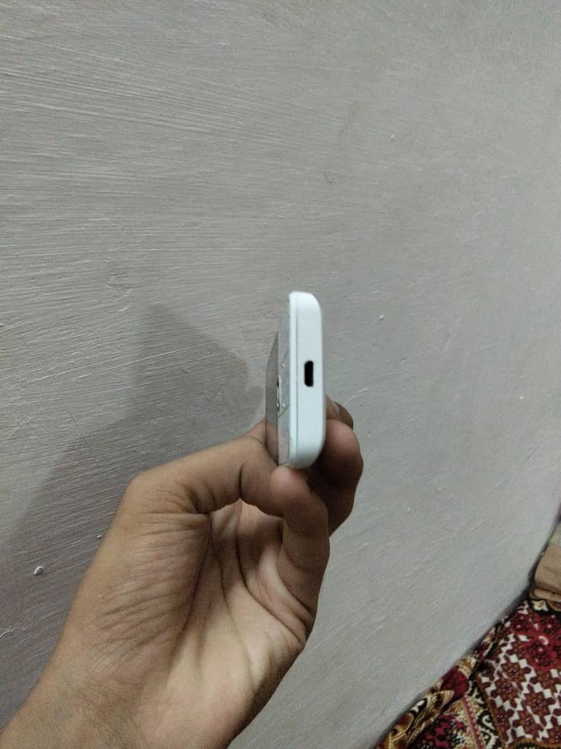 Nokia 230 3