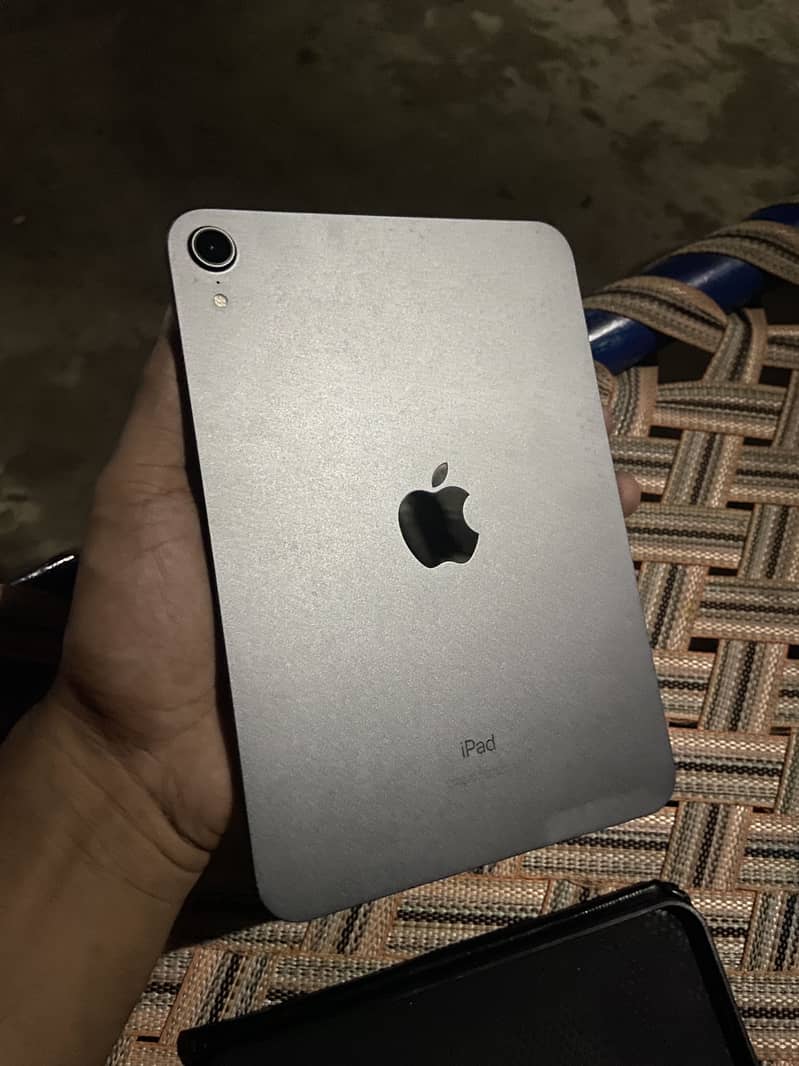 IPad Mini 6 I cloud Lock 3