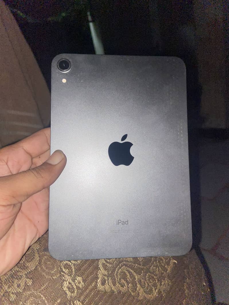 IPad Mini 6 I cloud Lock 4