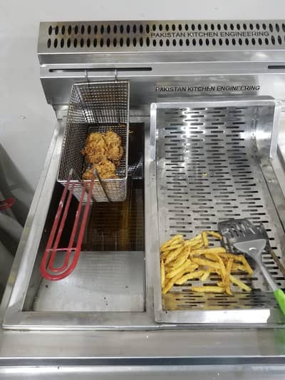 DEEP FRYER URGENT FOR SALE +92 321 4514648