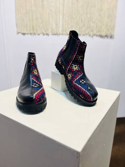 Hand Embroided Chelsea shoe