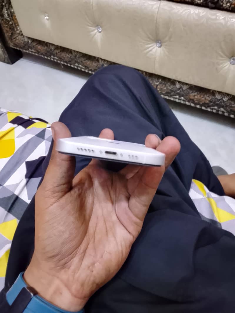 Ifone 12 3