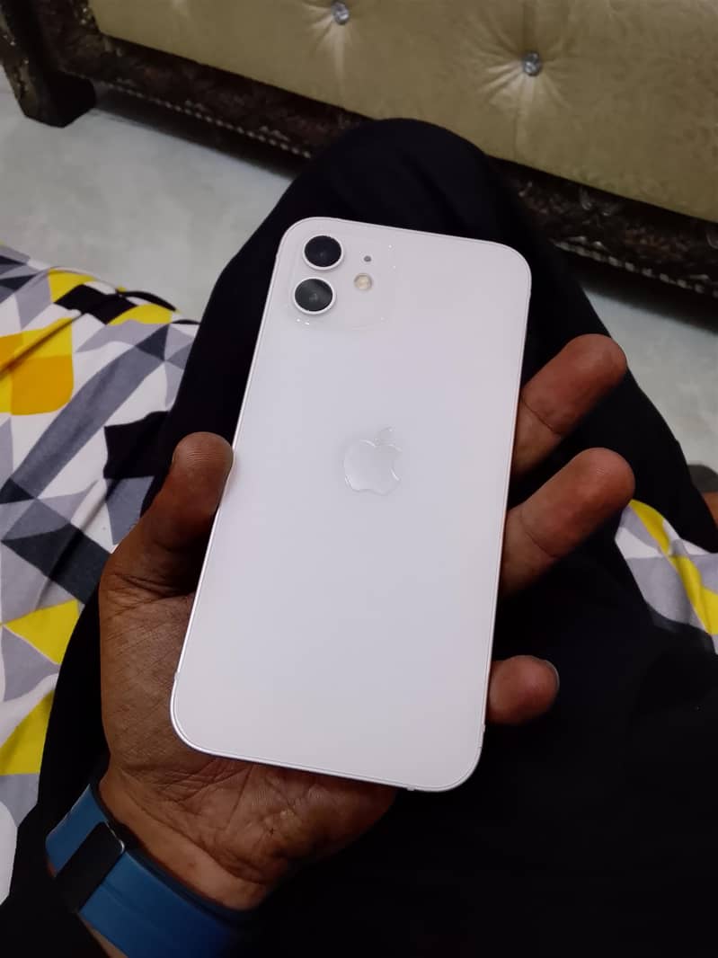 Ifone 12 4