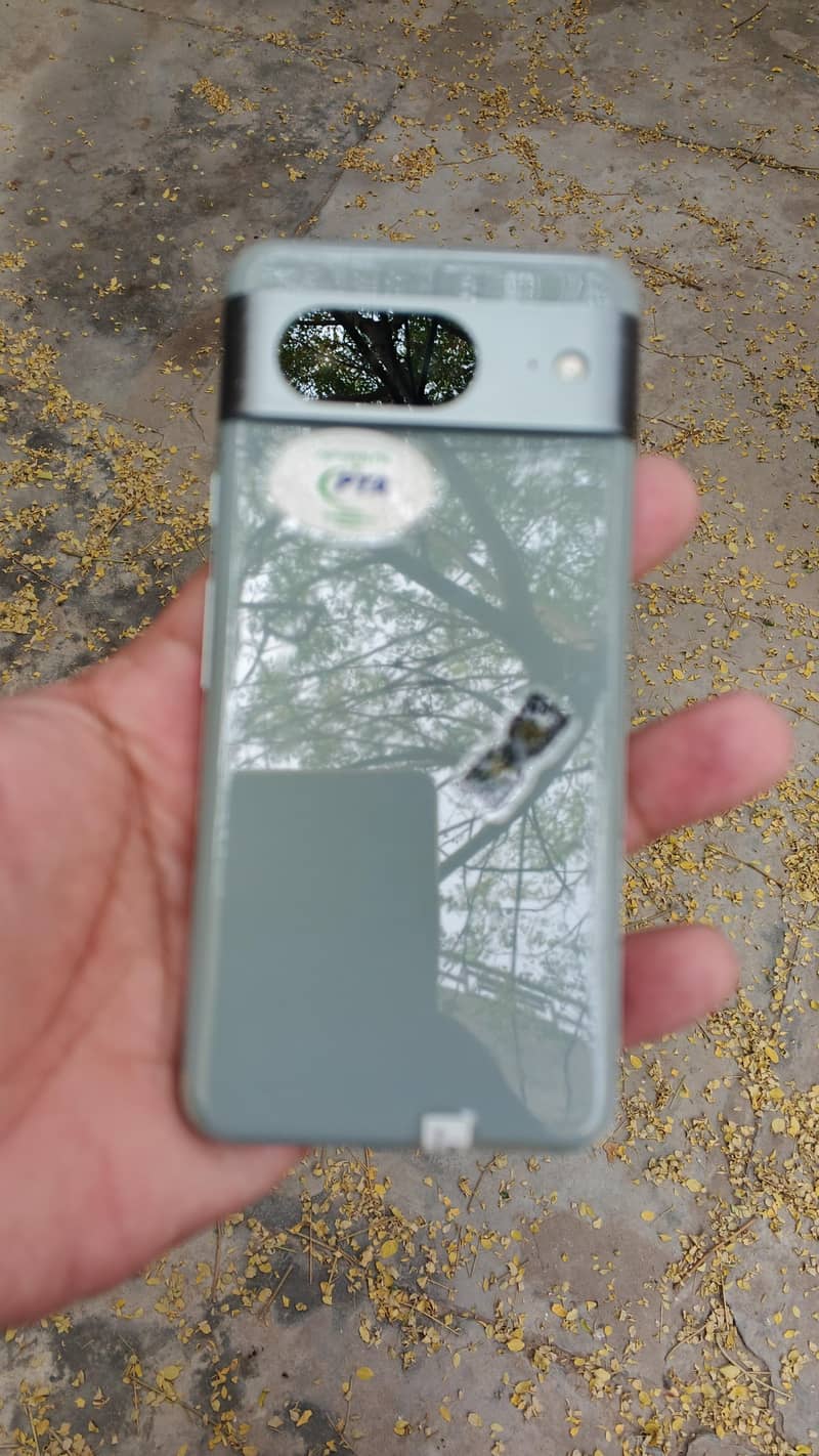 Google Pixel 8 5