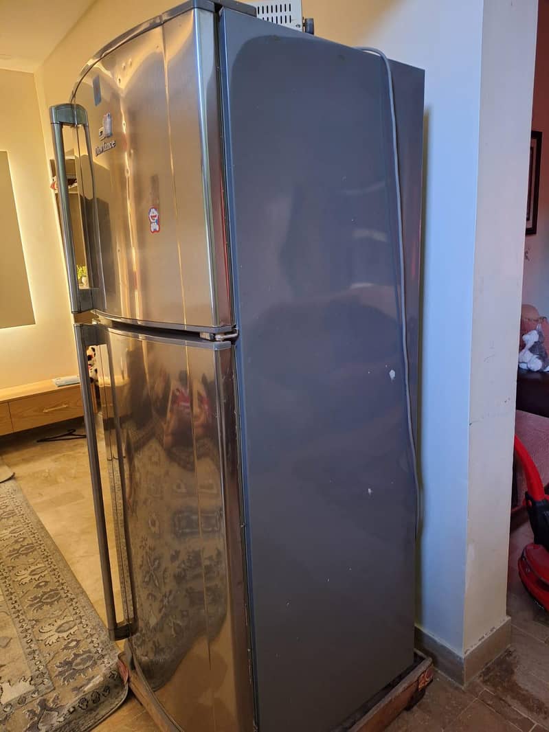 Refrigerator 1