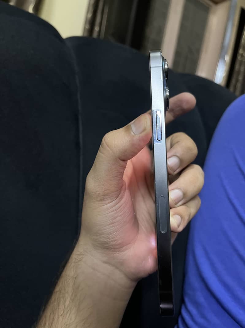 Apple iPhone 13 Pro Max 5