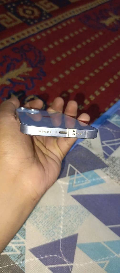 Apple iPhone 14 5
