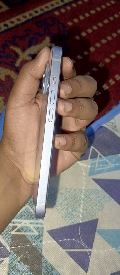 Apple iPhone 14 7