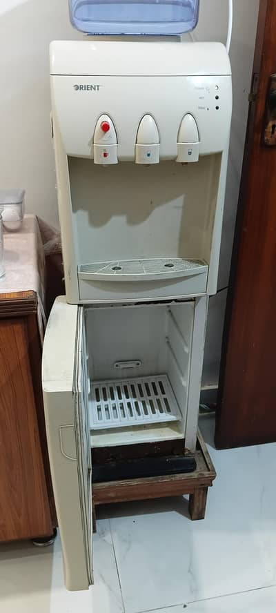 water dispenser