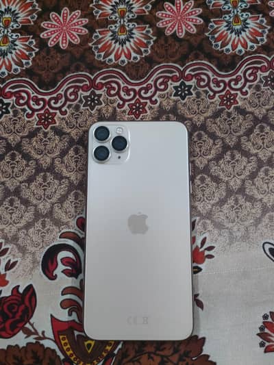 iphone 11 pro max with box  glod color 10/10 total original