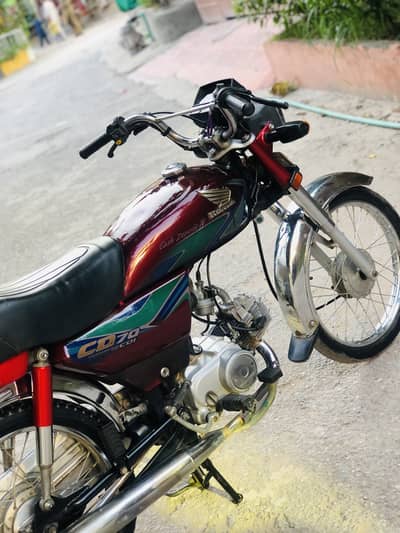Honda CD-70 (Model 2018) Total Genuine