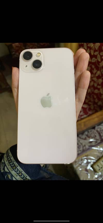 Apple iPhone 13
