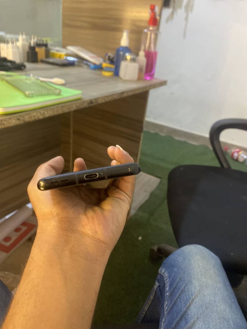 One Plus 9 Pro 4