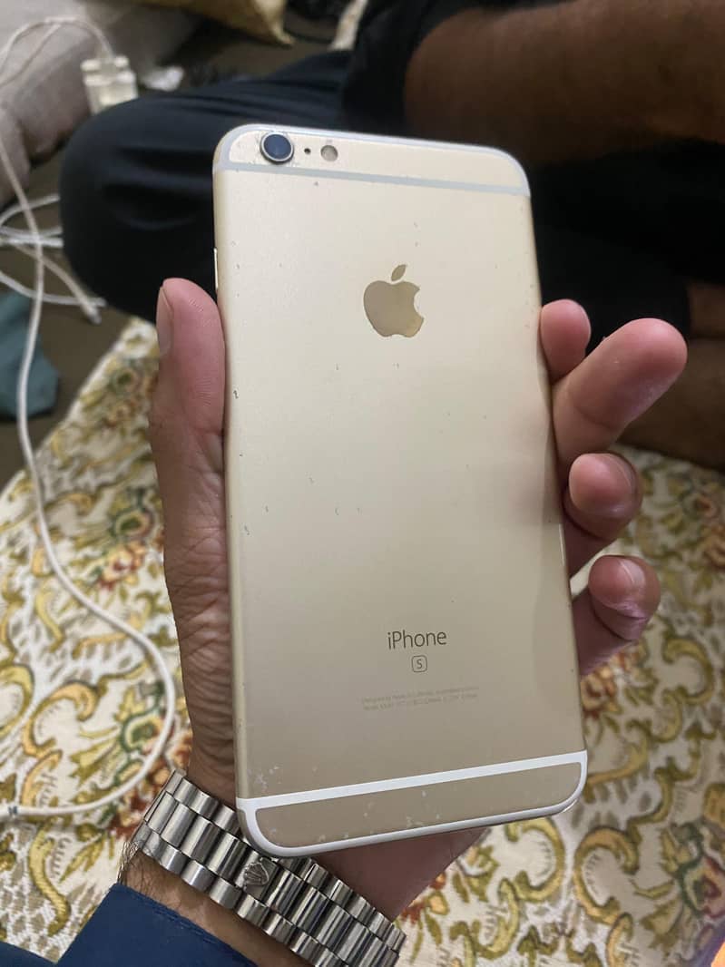 Apple iPhone 6S Plus 1