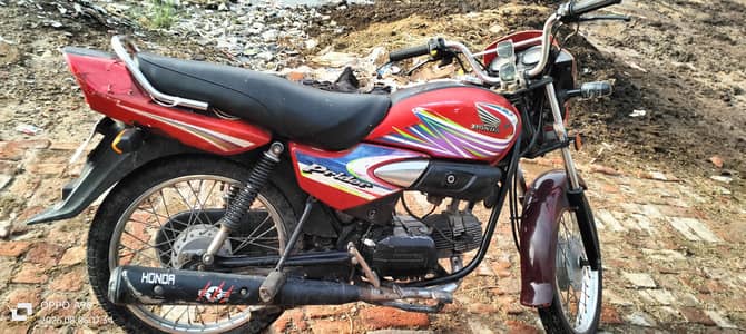Honda prider 100 cc sell krni ha 19model ha  condition 8/10 ha