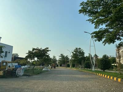 3 Marla Plot for Sale on Prime location