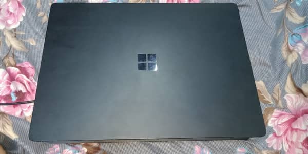 Microsoft Surface Laptop 4 | Ryzen 5 | 16GB RAM | 256GB SSD | 2k Touch
