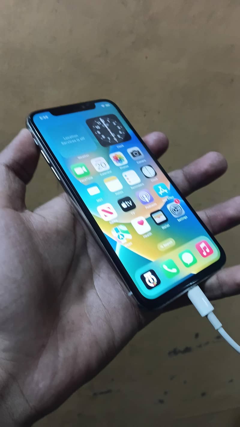 Apple iPhone X 0