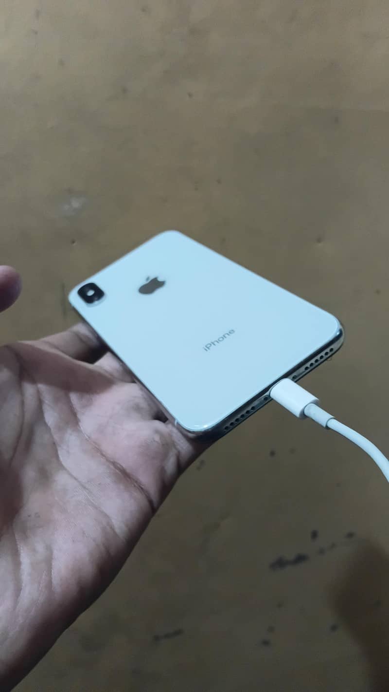 Apple iPhone X 1